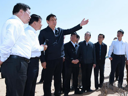 栗戰書：做好煤炭清潔利用這篇大文章